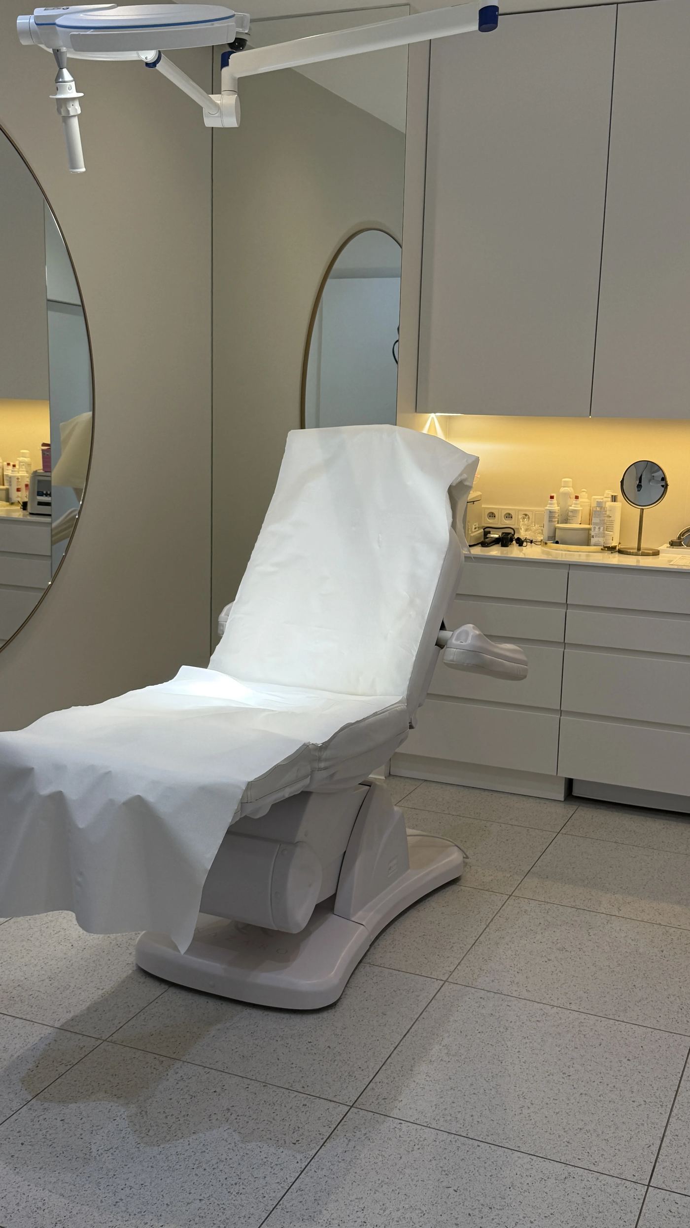 Gabinet zabiegowy kliniki OK CLINIC wykorzystywany podczas szkoleń