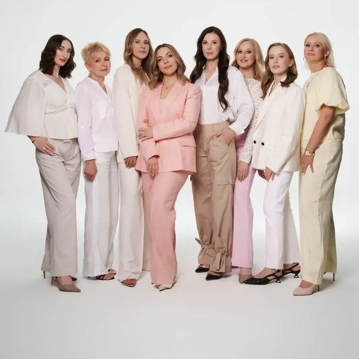 dr hab. n. o zdr., dr n. med. Katarzyna Osipowicz, dr Dorota Gołębiowska-Caruk i dr n. med. Malwina Grobelna z Pacjentkami